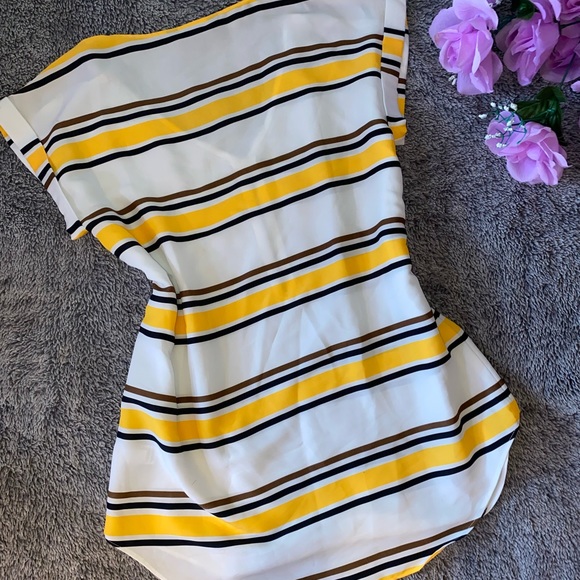 Express striped zip front Short Sleeveblouse - Picture 10 of 10